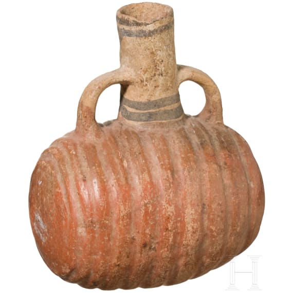 Pr&auml;kolumbisches Gef&auml;&szlig; mit fig&uuml;rlichem Ausguss, Peru, wohl Chancay-Kultur, 13. - 15. Jhdt.
