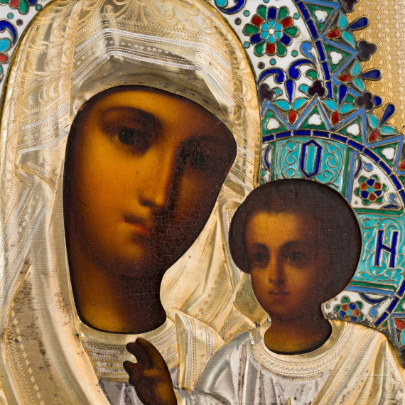 Ikone mit der Gottesmutter Iwerskaja mit Vermeil-Oklad mit Cloisonn&eacute;-Email-Nimben, Russland, Ende 19. Jhdt. (Ikone), Moskau, 1908-1917 (Oklad)