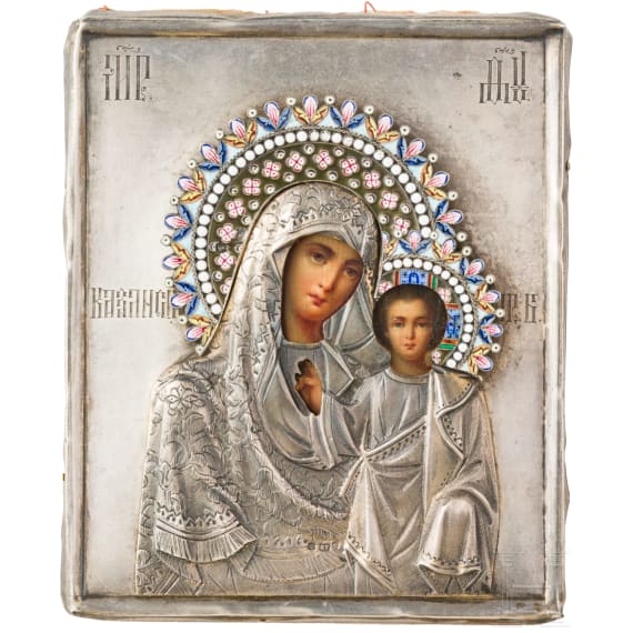 Ikone mit der Gottesmutter von Kasan mit Silberoklad mit feinen Cloisonn&eacute;-Email-Nimben, Russland, Ende 19. Jhdt. (Ikone), Moskau, S. Galkin, 1896-1908 (Oklad)
