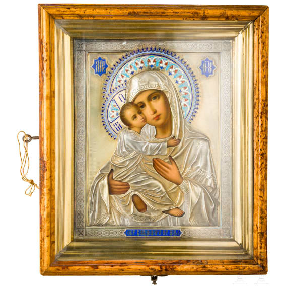 Ikone mit der Gottesmutter Wladimirskaja, mit Vermeil-Champlev&eacute;-Email-Oklad im Kiot, Russland, Ende 19. Jhdt. (Ikone), Moskau, Dmitrij Alexandrow, 1889 (Oklad)