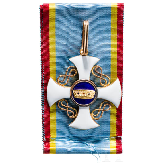 Order of the Crown of Italy, Commander's Cross