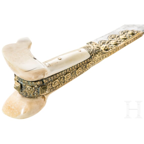 A Yatagan with walruss-ivory grips, Balkans, mit 19th century