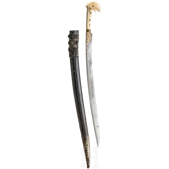 An Ottoman yatagan with chiselled blade, circa 1780