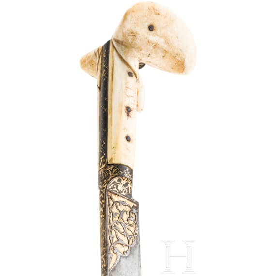 An Ottoman yatagan with chiselled blade, circa 1780