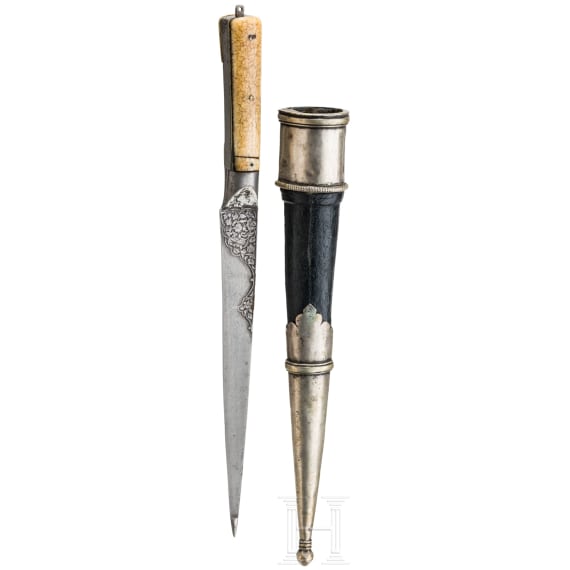 A Persian kard with chiseled wooz blade, ca. 1800