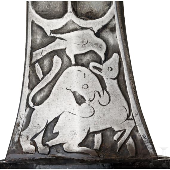 A Persian kandjar with wooz damascus steel blade, 19th century.