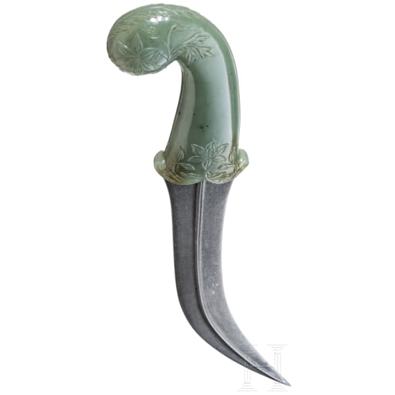 A Moghul Kandjar with jade handle, 18th century