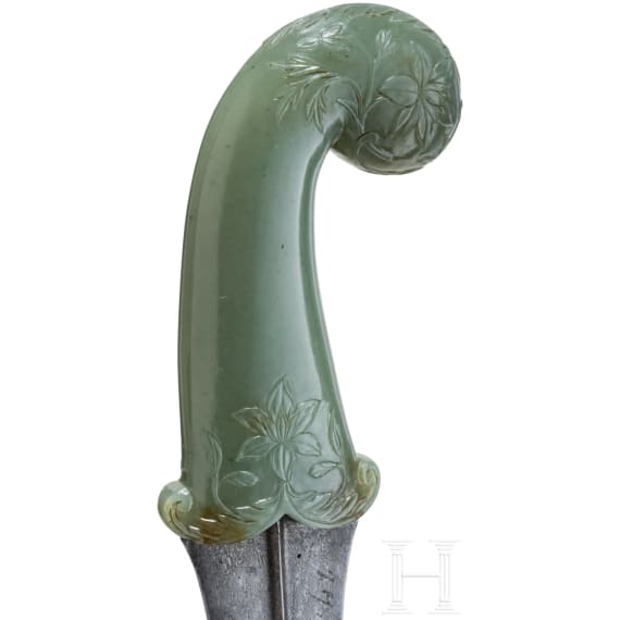 A Moghul Kandjar with jade handle, 18th century