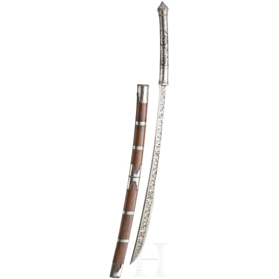 A Burmese silver-mounted Dha with nielloed grip, 2nd half of the 19th century