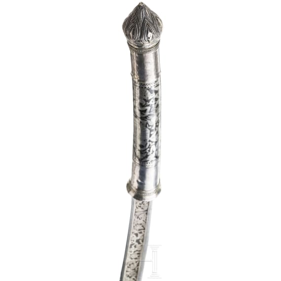 A Burmese silver-mounted Dha with nielloed grip, 2nd half of the 19th century