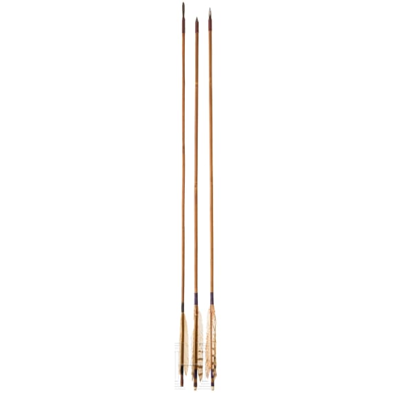 Three Japanese samurai arrows, Meiji period