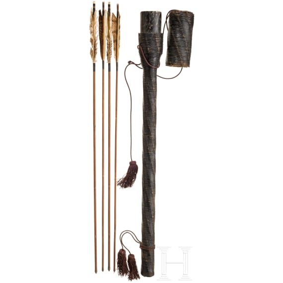 A Japanese Yazutsu holding four target arrows, Meiji period
