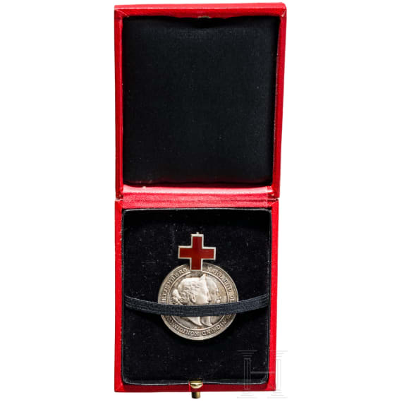 Karl-Olga-Medaille in Silber, im Verleihungsetui