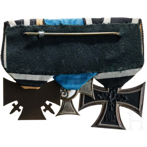 Dreiteilige Ordensschnalle mit dem W&uuml;rttembergischen Friedrichs-Orden, Ritterkreuz 2. Klasse mit Schwertern