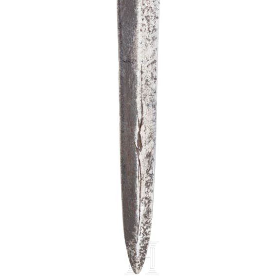 A short German hand-and-half thrusting sword (estoc), first half of the 15th century