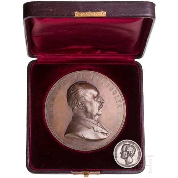 Robert Wilhelm Bunsen - Helmholtz-Medaille der Preu&szlig;ischen Akademie der Wissenschaften, verliehen 1892, und Rudberg-Medaille