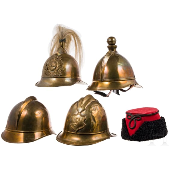 F&uuml;nf Kopfbedeckungen, meist Feuerwehr, um 1900