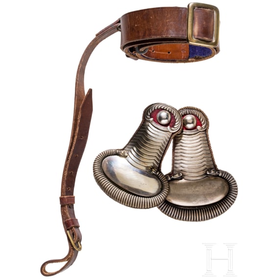 Two M 1848 epaulettes and a sabre belt