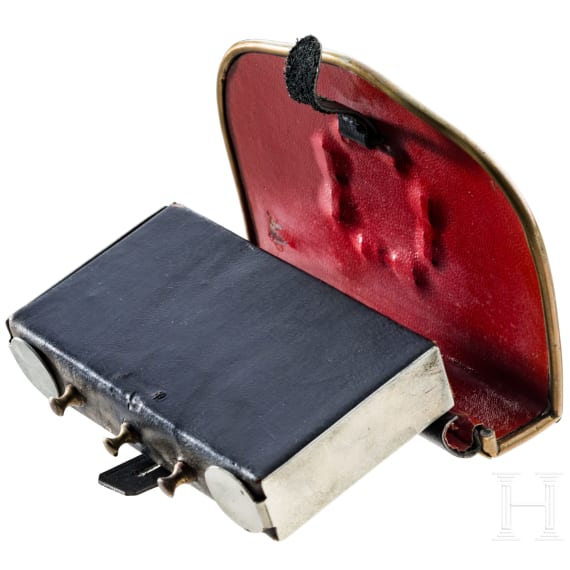 A cartouche box for officers of the Mecklenburg Dragoon Regiments Nos. 17 and 18