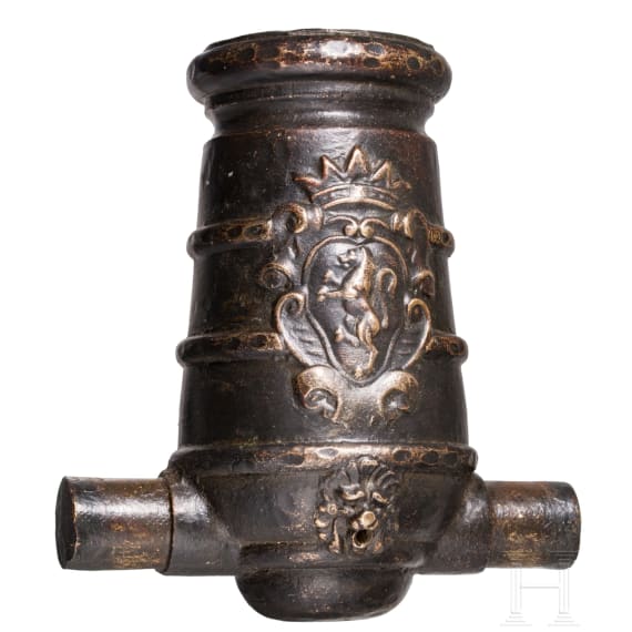 An Italian bronze minature mortar, 17th century