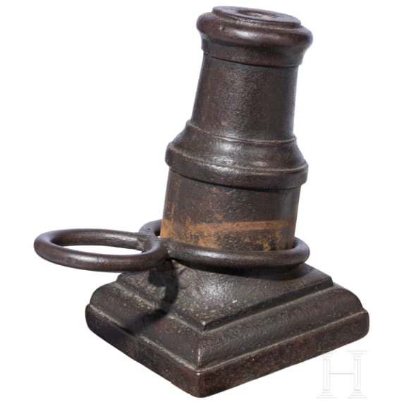 A large German cast iron signaling canon, 17th/18th century
