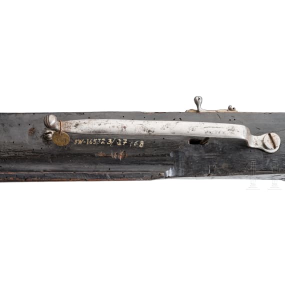 A heavy German rampart rifle with combined wheel and matchlock, circa 1570