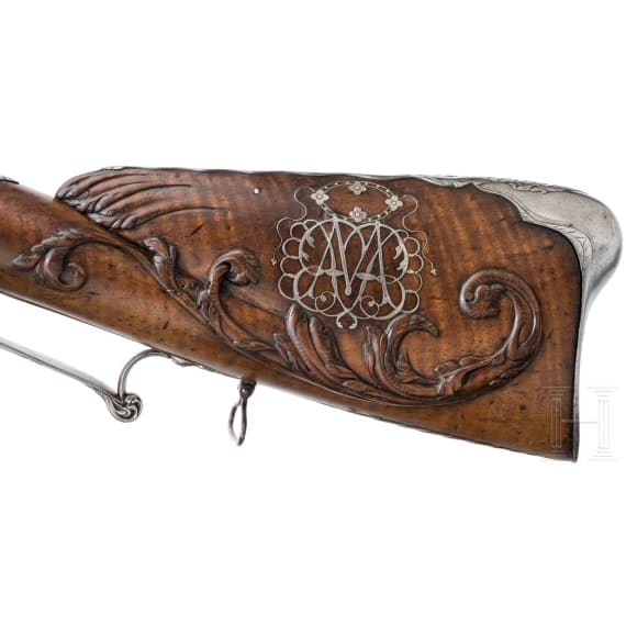 A South German flintlock rifle, circa 1710