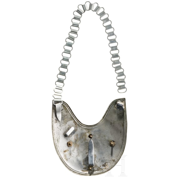 A gorget for enlisted men of the Leib-K&uuml;rassier Regiment No. 1