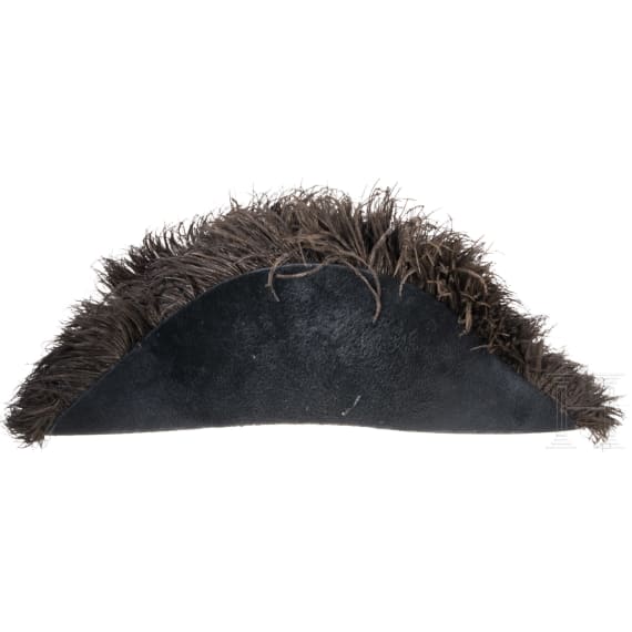 Preu&szlig;ischer Zweispitz und eine preu&szlig;ische Beamtenepaulette, 2. H&auml;lfte 19. Jhdt.