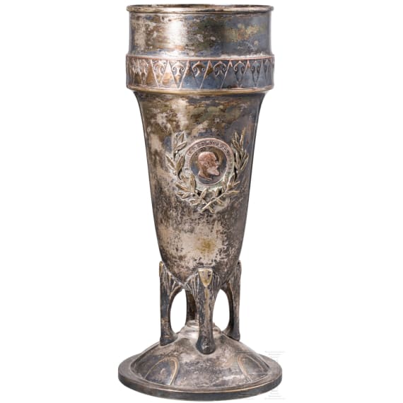 K&ouml;nig Wilhelm II. von W&uuml;rttemberg (1891 - 1918) - repr&auml;sentativer Pokal mit seinem Portrait