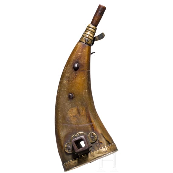 Powder flask with wheel lock key, German, 18th century