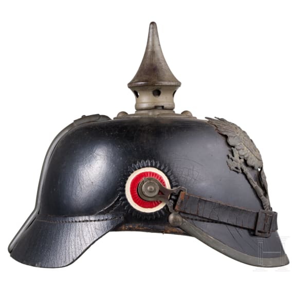 A helmet M 1915 for line infantery men, dated 1916