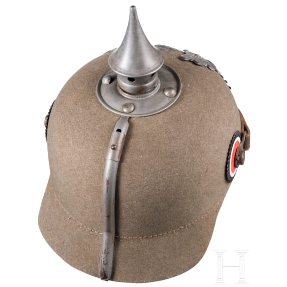 A felt helmet for enlisted men of the infantry, circa 1915