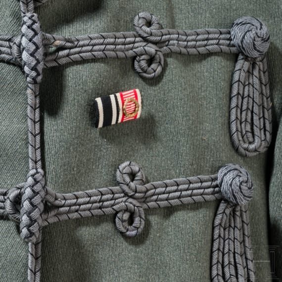 A field grey Attila for a lieutenant in the 2nd Westphalian Hussar Regiment No. 11, circa 1915