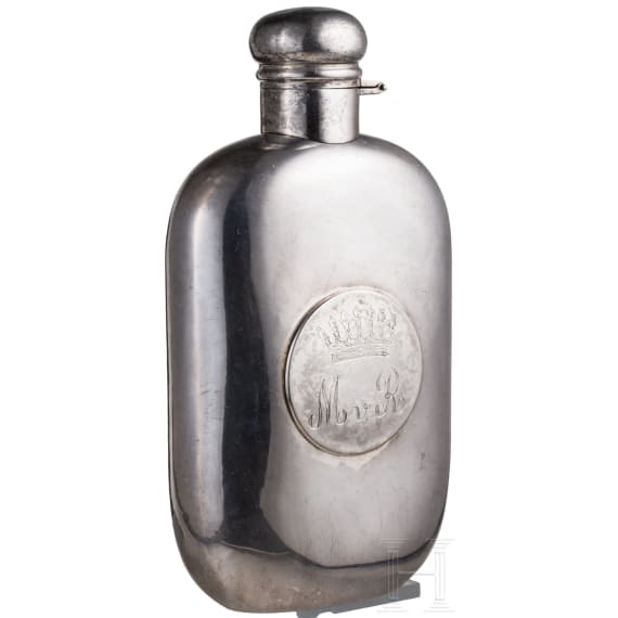 Manfred Freiherr von Richthofen &ndash; a silver pocket flask with concealed telescopic schnapps tumbler, circa 1910/15