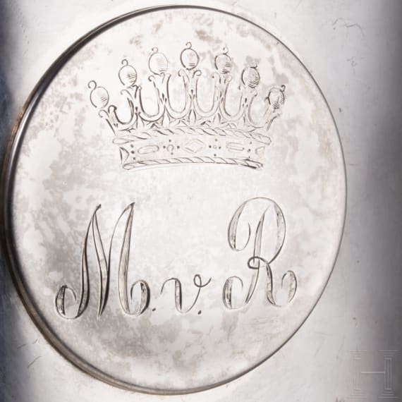 Manfred Freiherr von Richthofen &ndash; a silver pocket flask with concealed telescopic schnapps tumbler, circa 1910/15