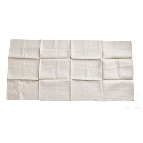A Small Towel for Zeppelin Service