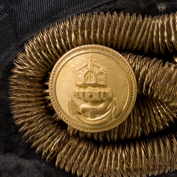 A bicorne for officers of the Imperial Navy with its case