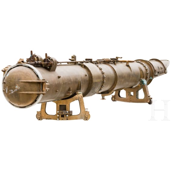 Torpedo tube of a torpedo boat, circa 1910