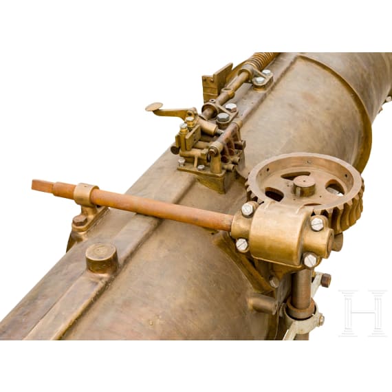 Torpedo tube of a torpedo boat, circa 1910