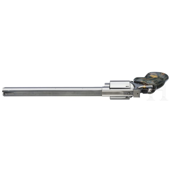 A Janz JTL 10" Sports revolver in .454 Casull