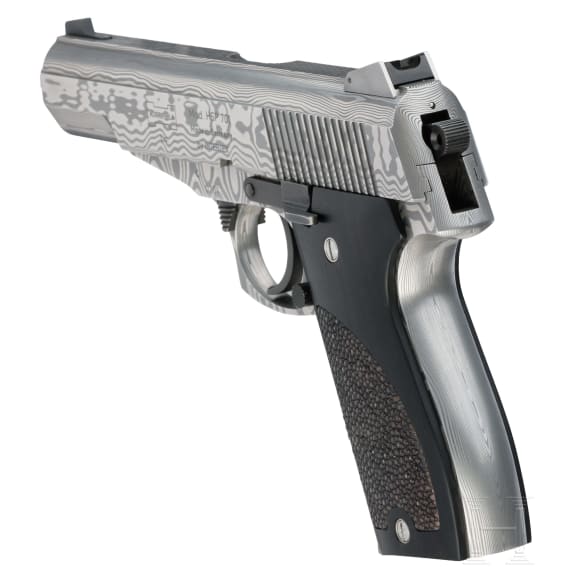 A Korriphila HSP 701 "Odin's Eye" - the world's first all-damascus-steel pistol ever!