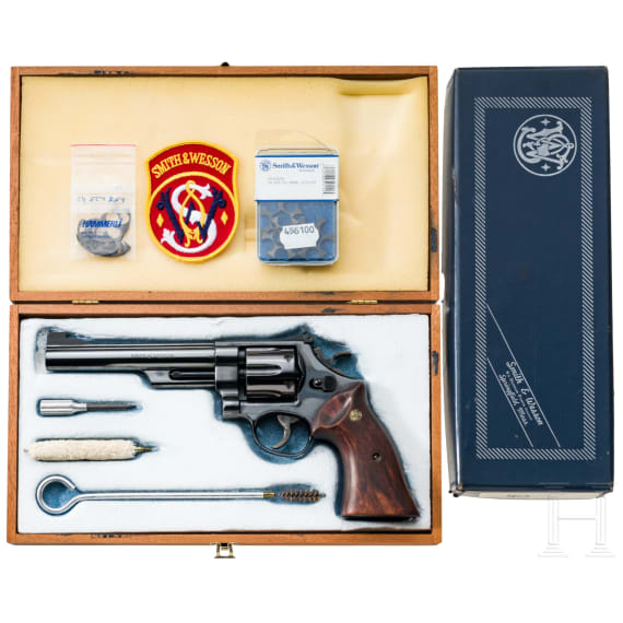 A Smith & Wesson Mod. 1955 (aka Mod. 25-2), in case