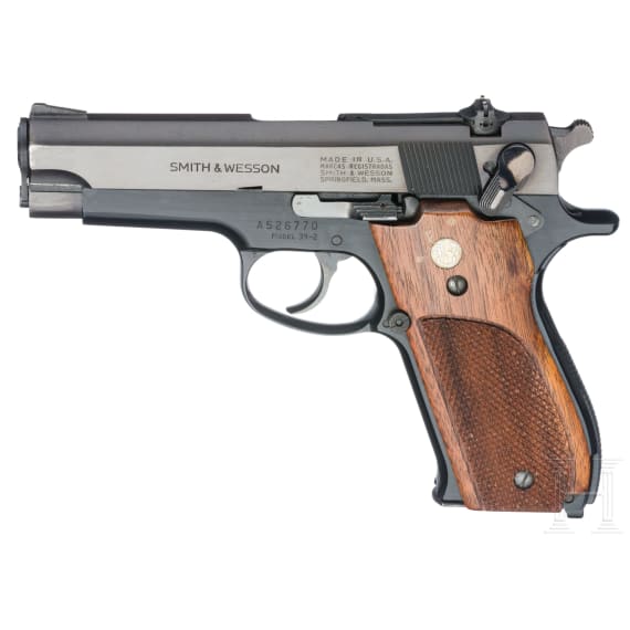 A Smith & Wesson Mod. 39-2