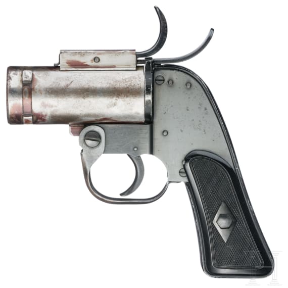 EVCC Pyrotechnic Pistol M-8