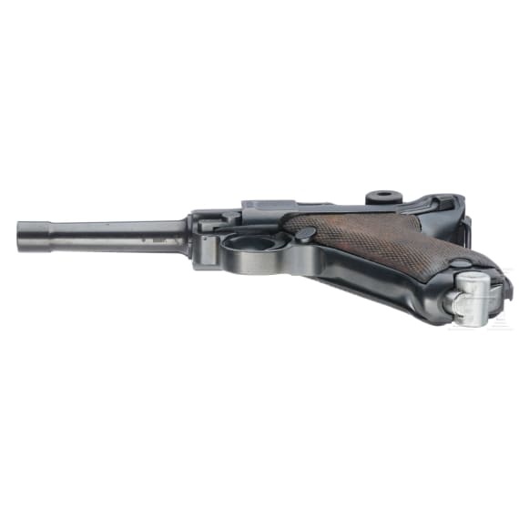A Mauser Luger, 1939, Police