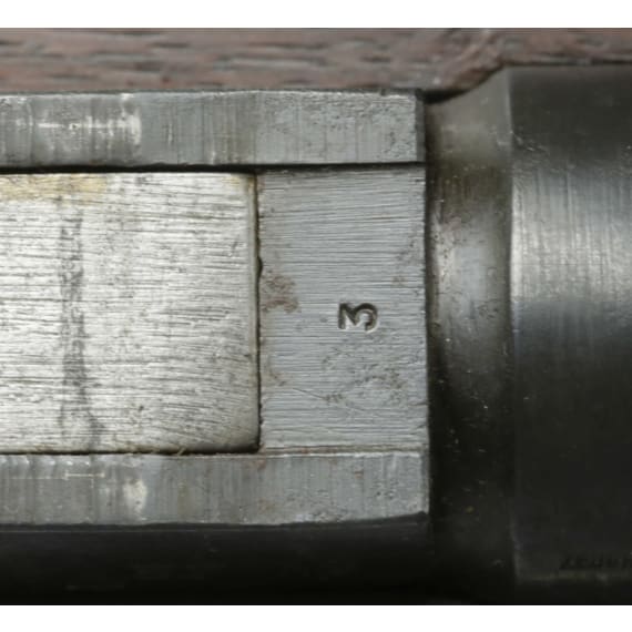 A Gewehr 98/40, code "jhv 41"