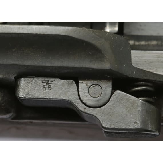 A Gewehr 98/40, code "jhv 41"