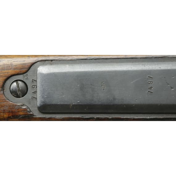 A Gewehr 98/40, code "jhv 41"
