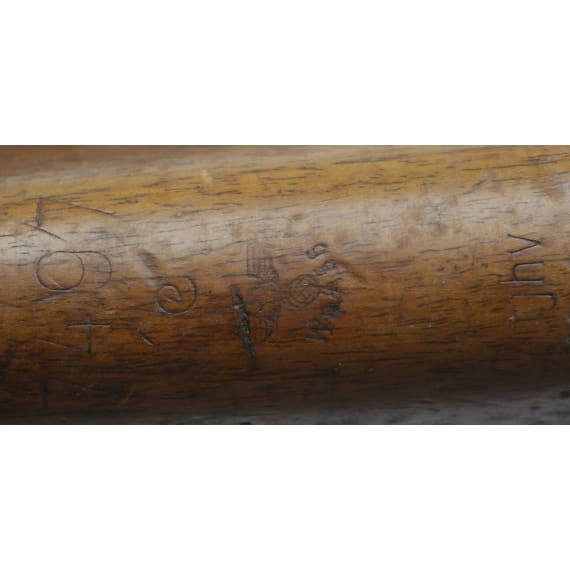 A Gewehr 98/40, code "jhv 41"